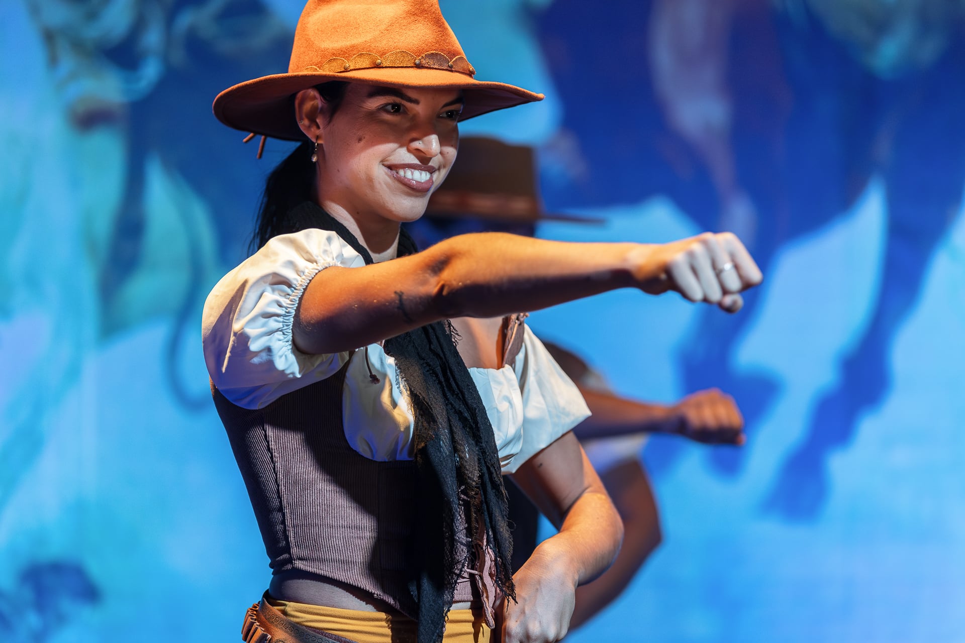 500_alta_oasys Show Cowgirls.jpg